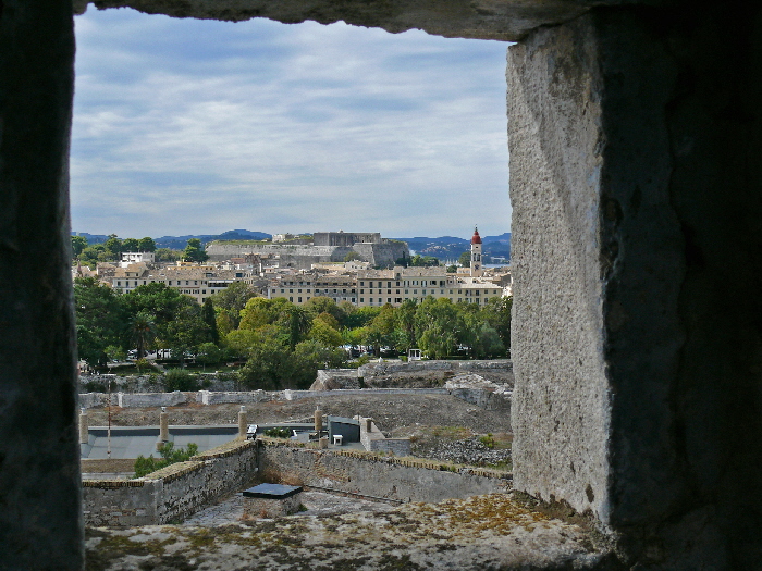 Blick aus der Alten zur Neuen Festung  Korfu Stadt  Siegfried Hagenbring
